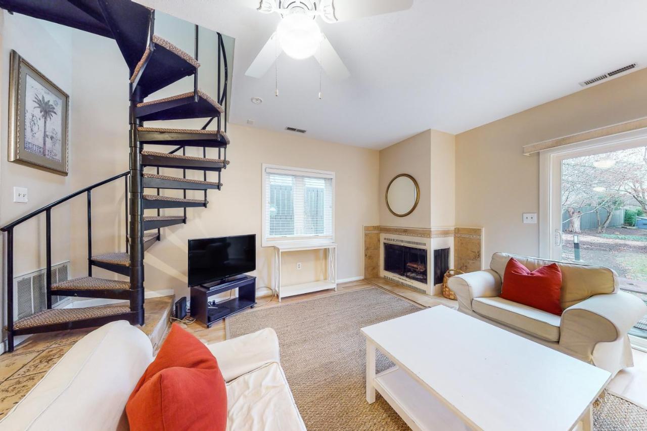 Scarborough Village - 245 Country Club Dr, Unit #608 Рехобот Бич Экстерьер фото